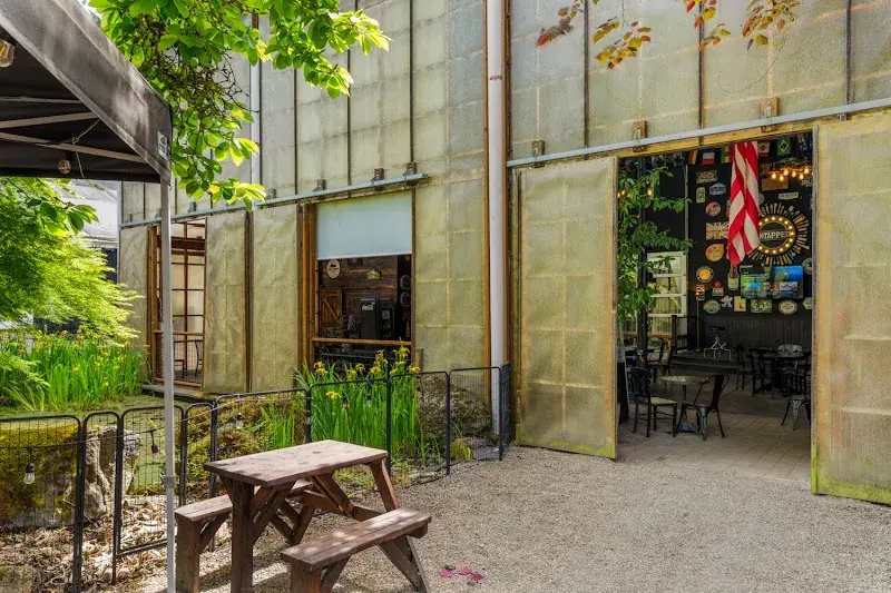 Ale & Cider House in West Linn, OR